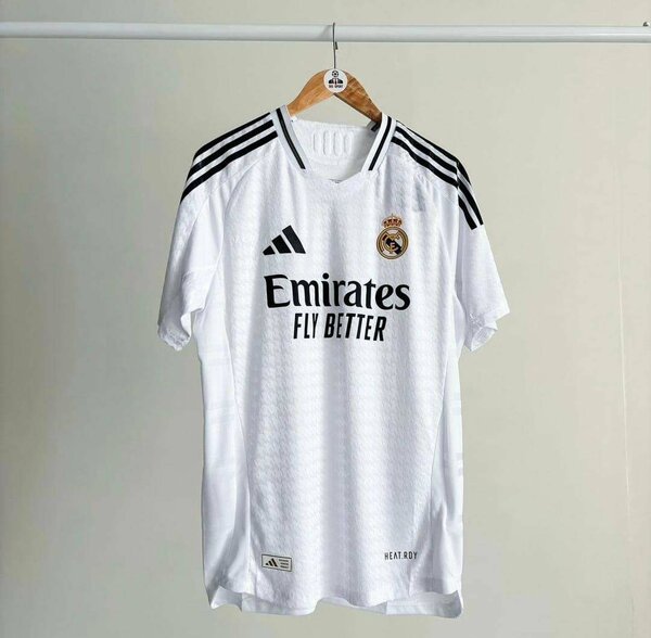 Maillot domicile réal Madrid 2024/25