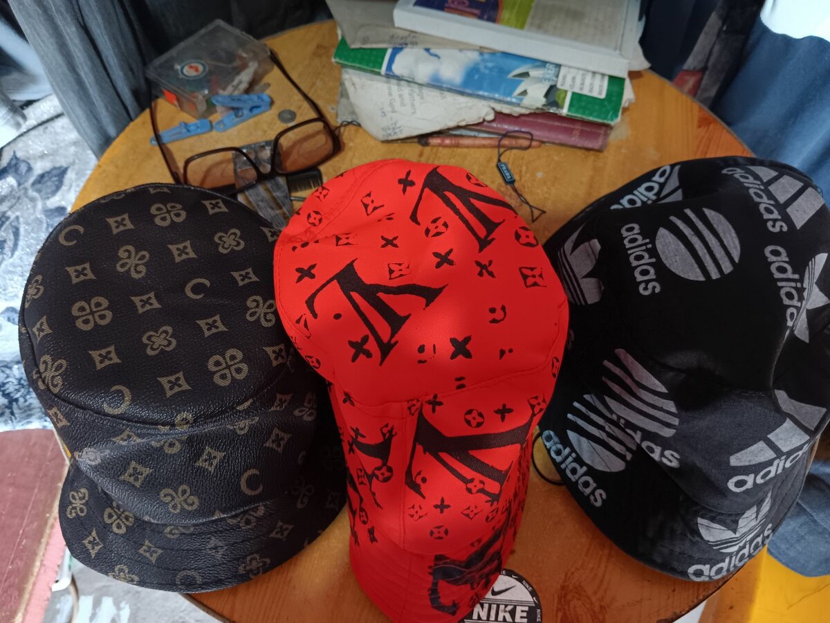 Bucket caps