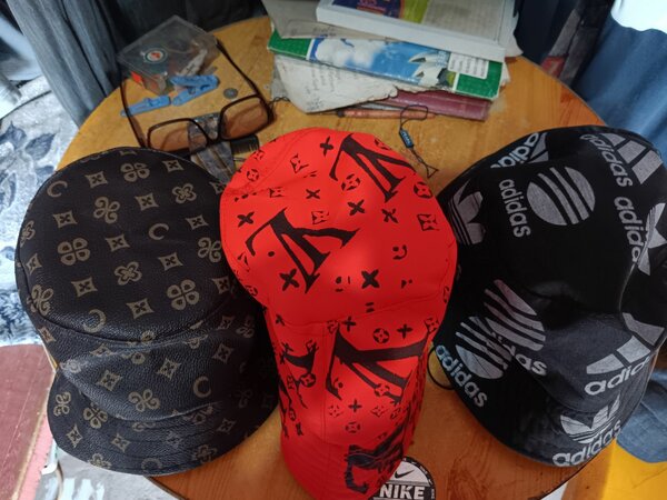 Bucket caps