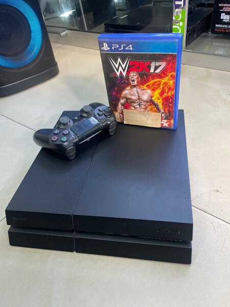 Ps4 console
