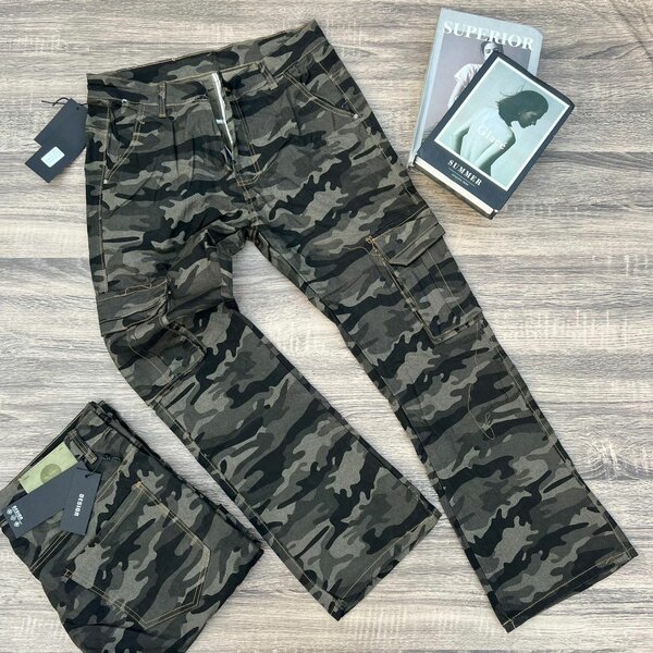 Baggy jeans