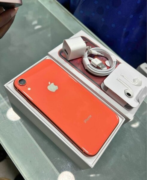 iPhone Xr 64Goavec accessoires