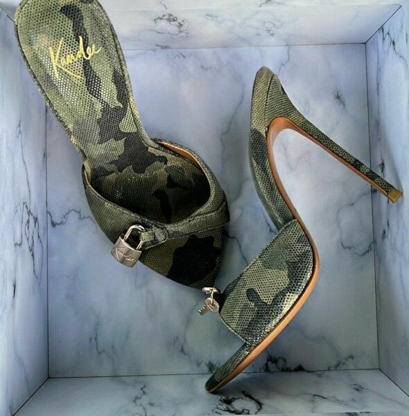 Heel sandals