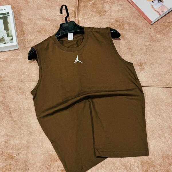 Sleeveless top