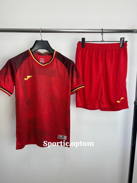 Форма Joma