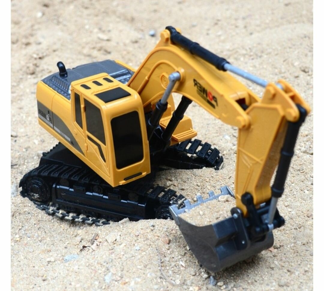 1:24 6CH MINI BULLDOZER TOY WITH REMOTE CONTROL & LIGHT
