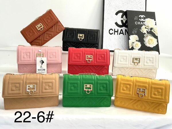 Ladies hand bag