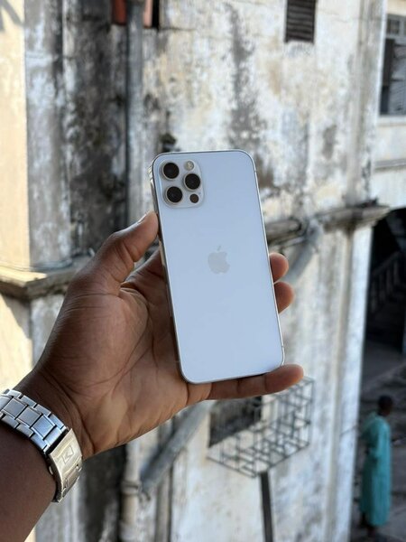 iPhone 12 Pro 128GB