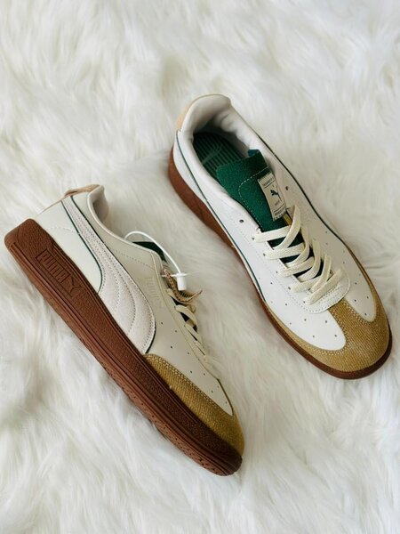 Puma sneakers