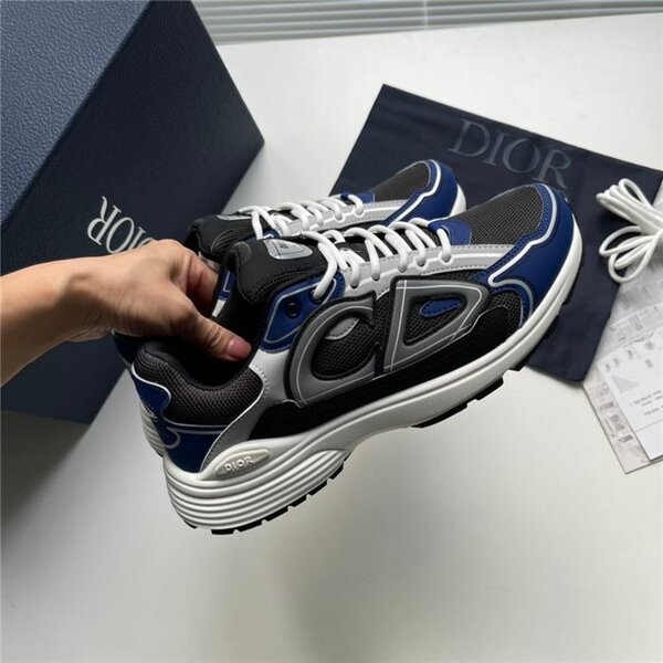 PAIRE DE BASKET