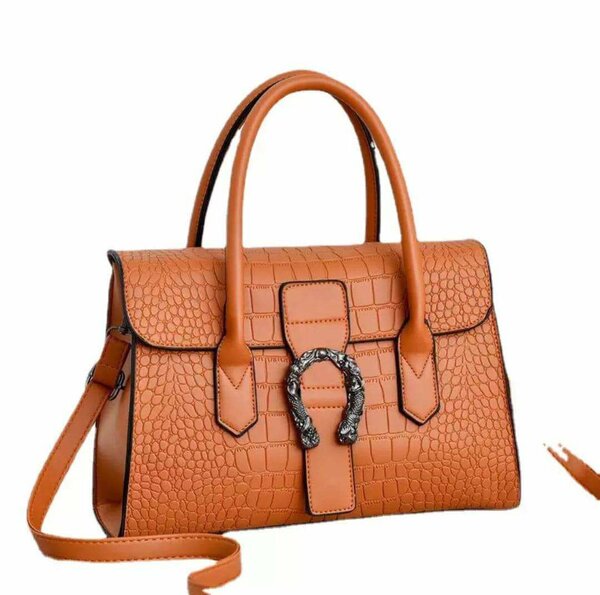 Hand bag