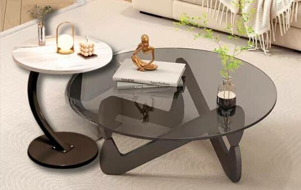 black glass Coffee table