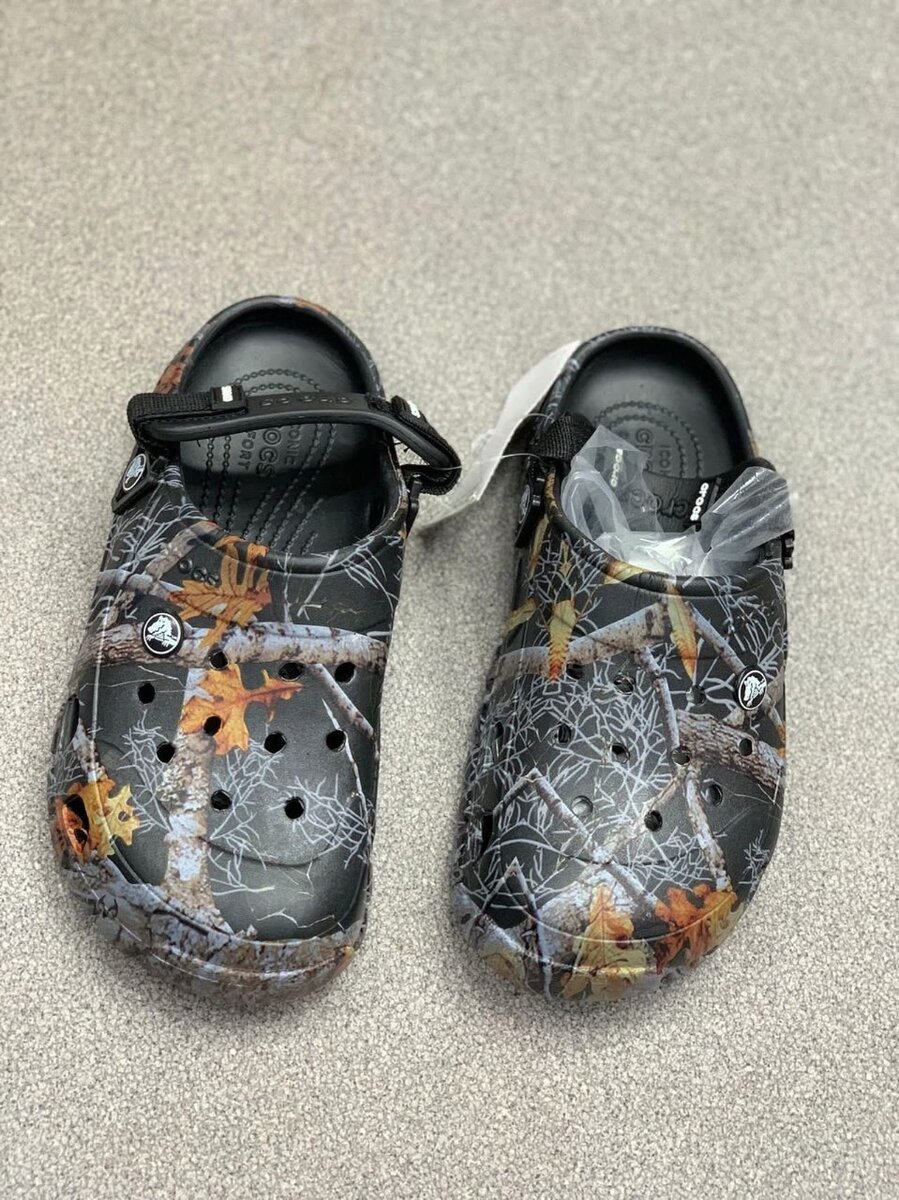 Crocs