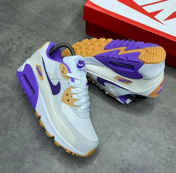 NIKE AIRMAX CLASSIC