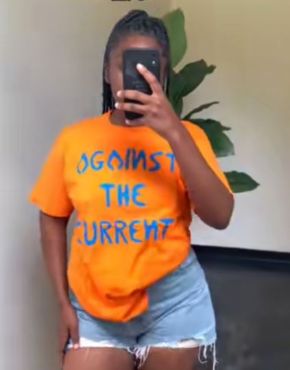 Woman's t-shirts 