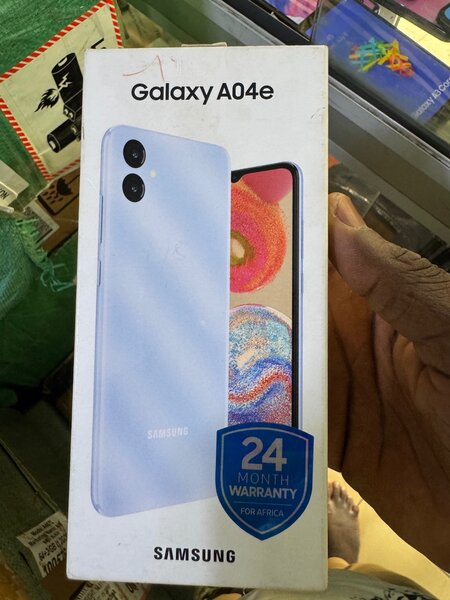 Galaxy Samsung A04E.  32GB+3RAM.