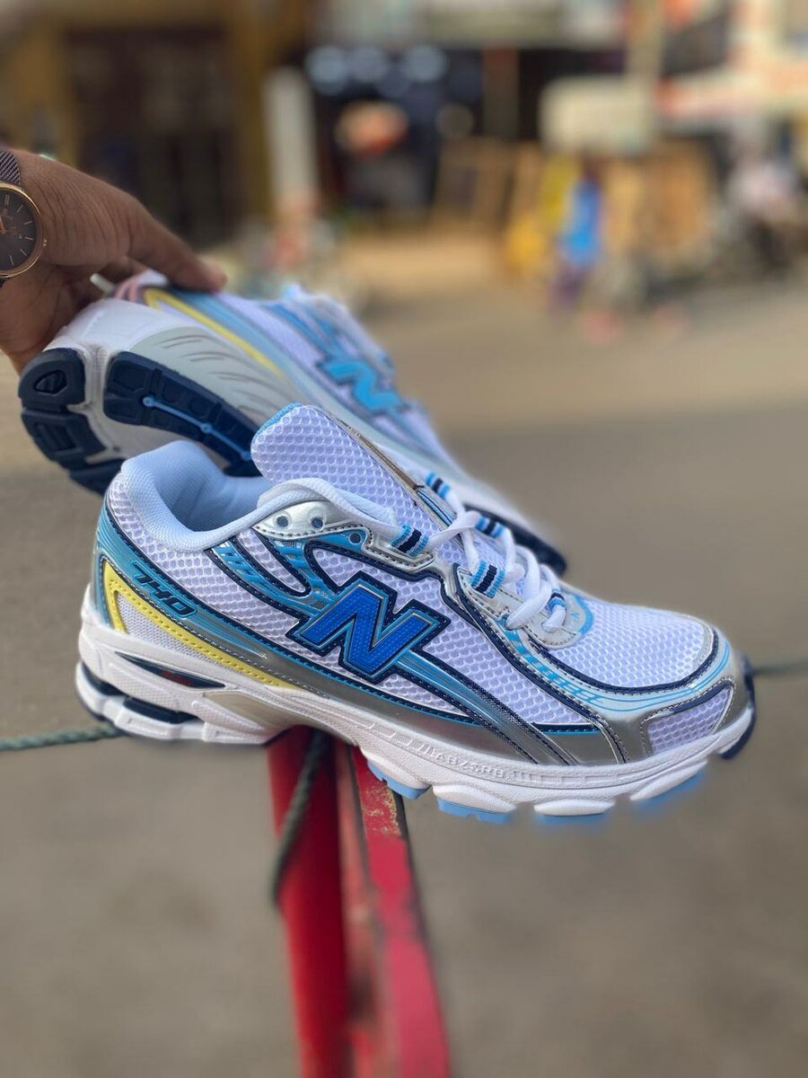 Fashion sneakers