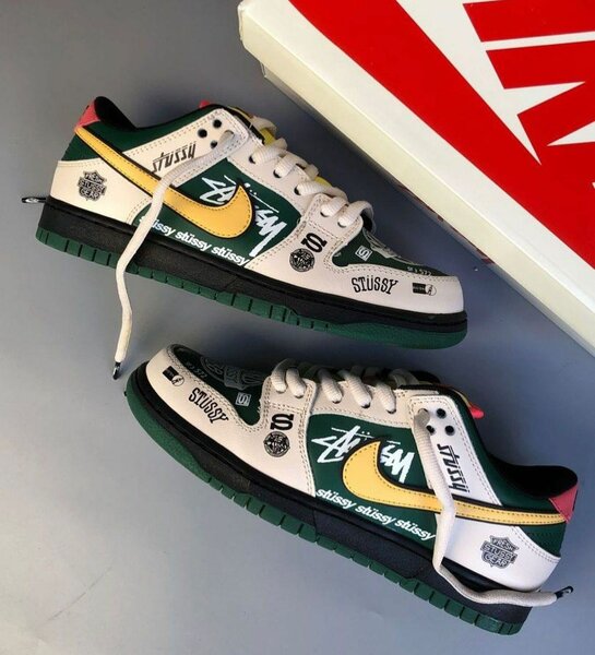 Nike SB sneaker
