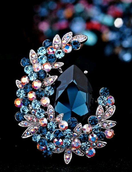 Broches