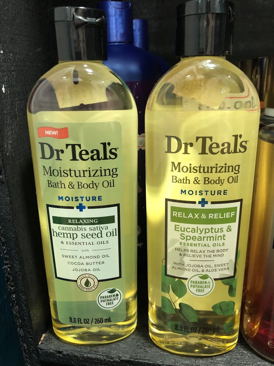 Teal body oil