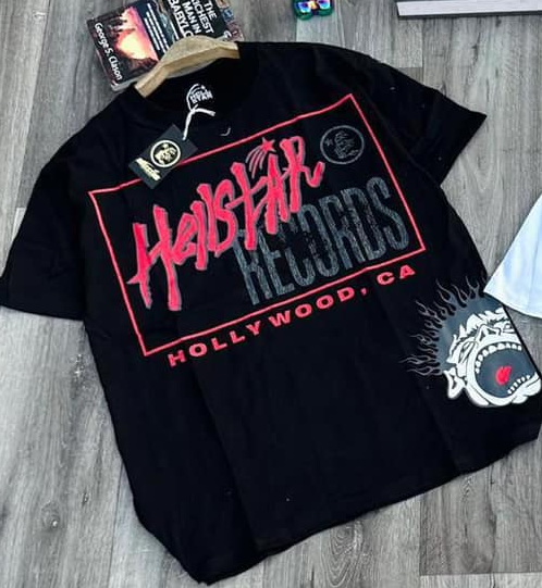 T-shirt black