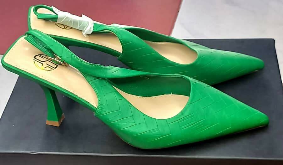 Sandals heel
