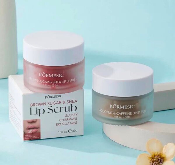 Lip scrub