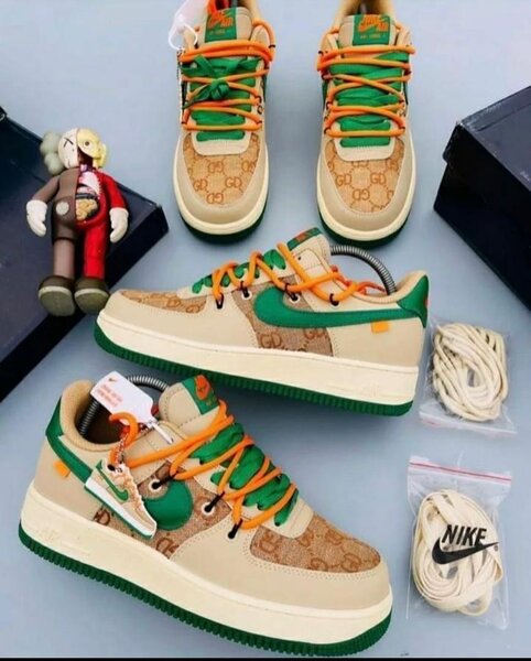 NIKE AIRFORCE