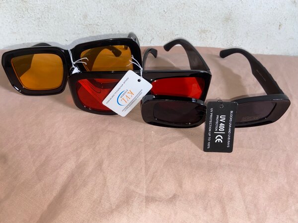 Lunettes de Soleil Carrées UV400