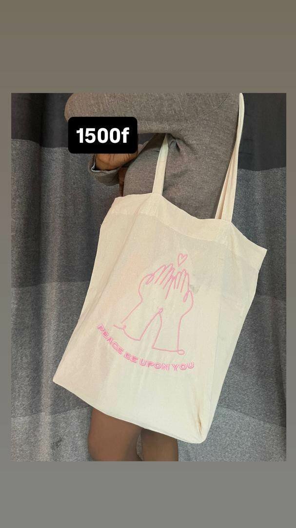 Tote bags