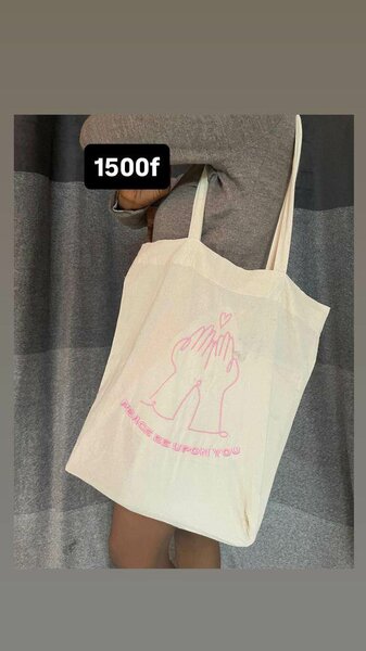 Tote bags