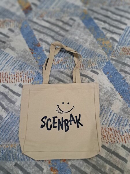 TOTE BAGS