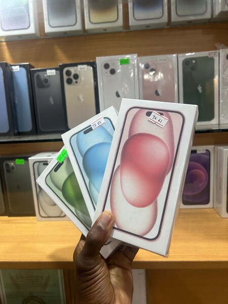 iPhone 15 128gb
