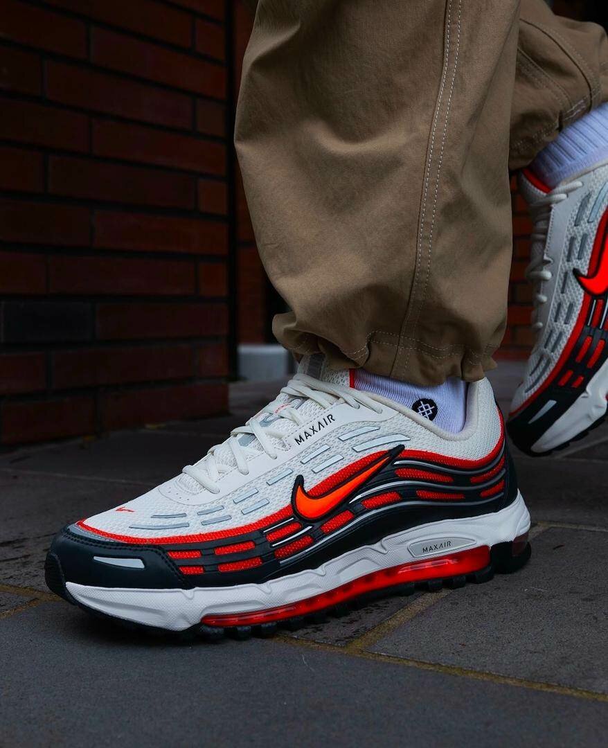 Fashion sneakers