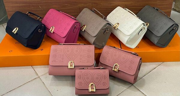 Hand bag's