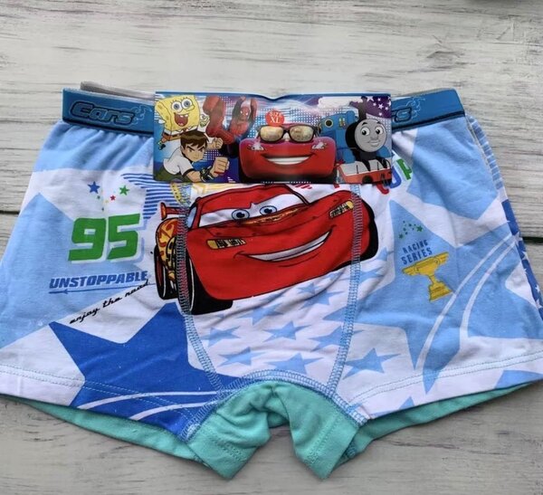 Short petit garçon