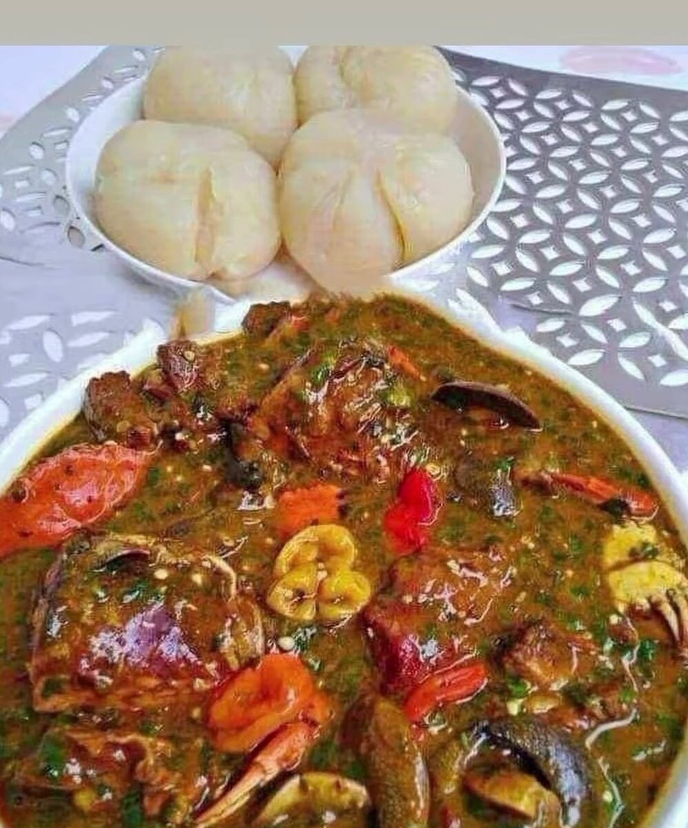 Délicieux Plat Africain de Ragoût et Fufu