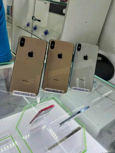iPhone XS MAX 64GB