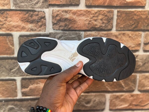 ASICS