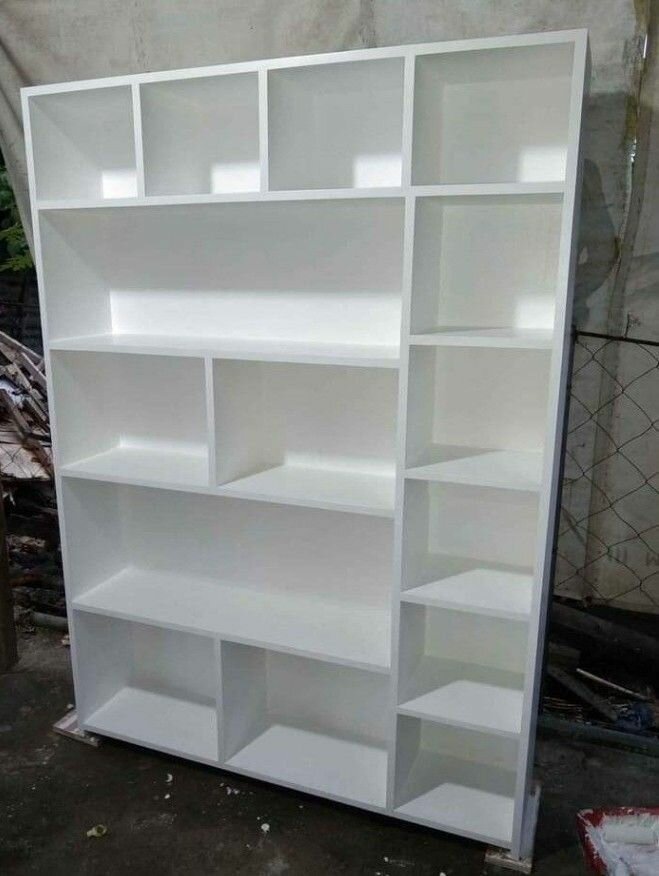 Shoe and bag rack for ladies