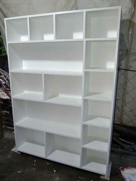 Shoe and bag rack for ladies