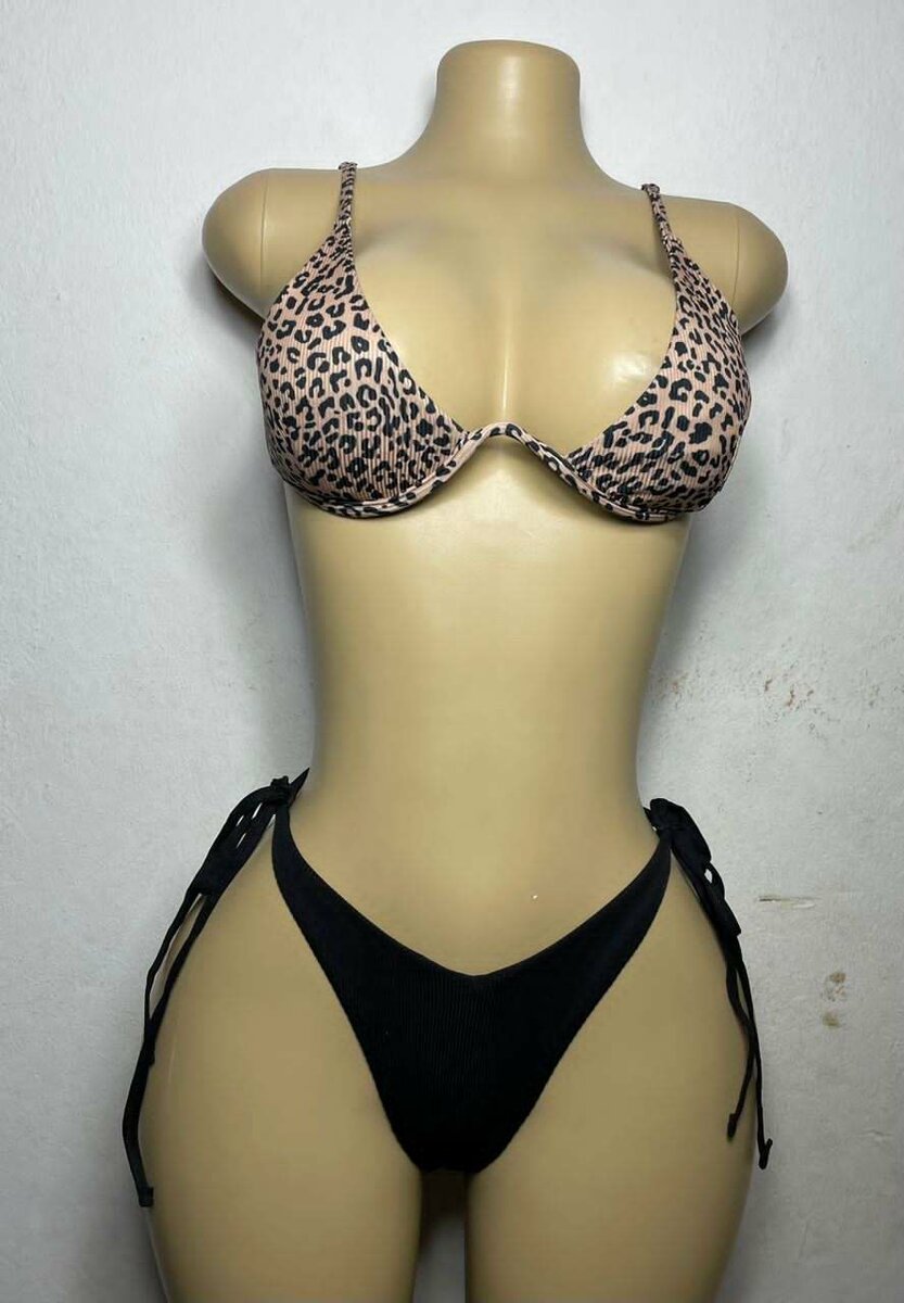 Maillot de bain et bikini
