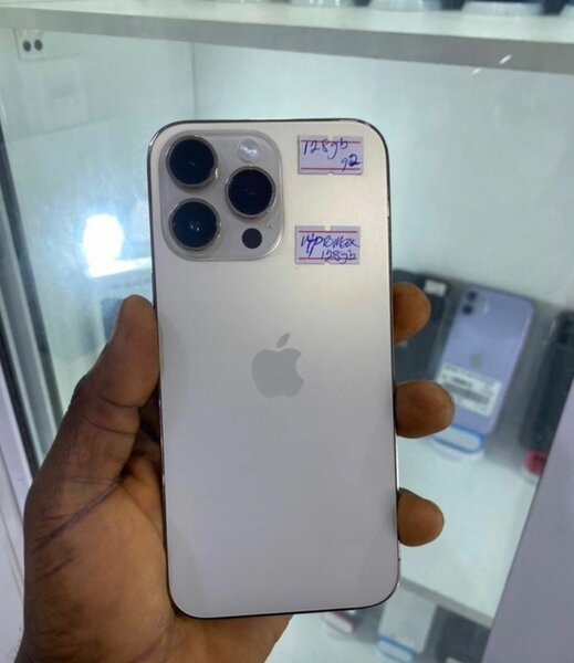 iPhone 14 pro max