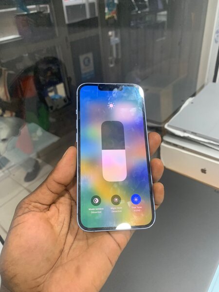 iPhone 14 simple