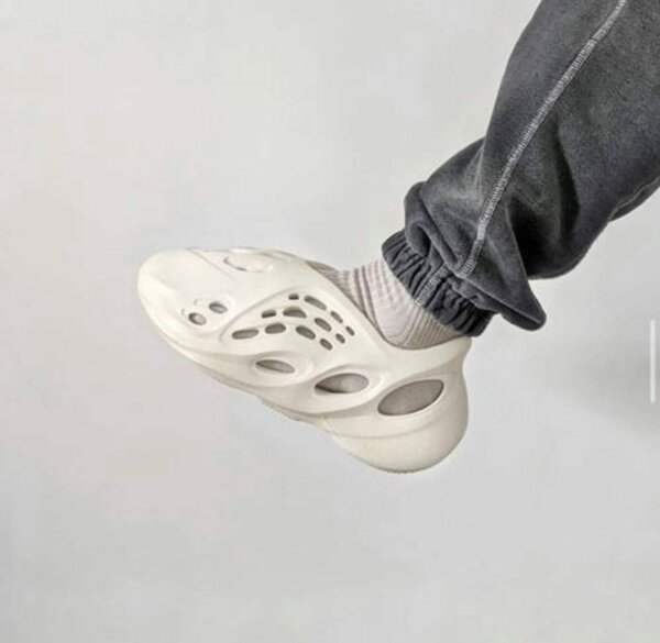 Yeezy FOAM
