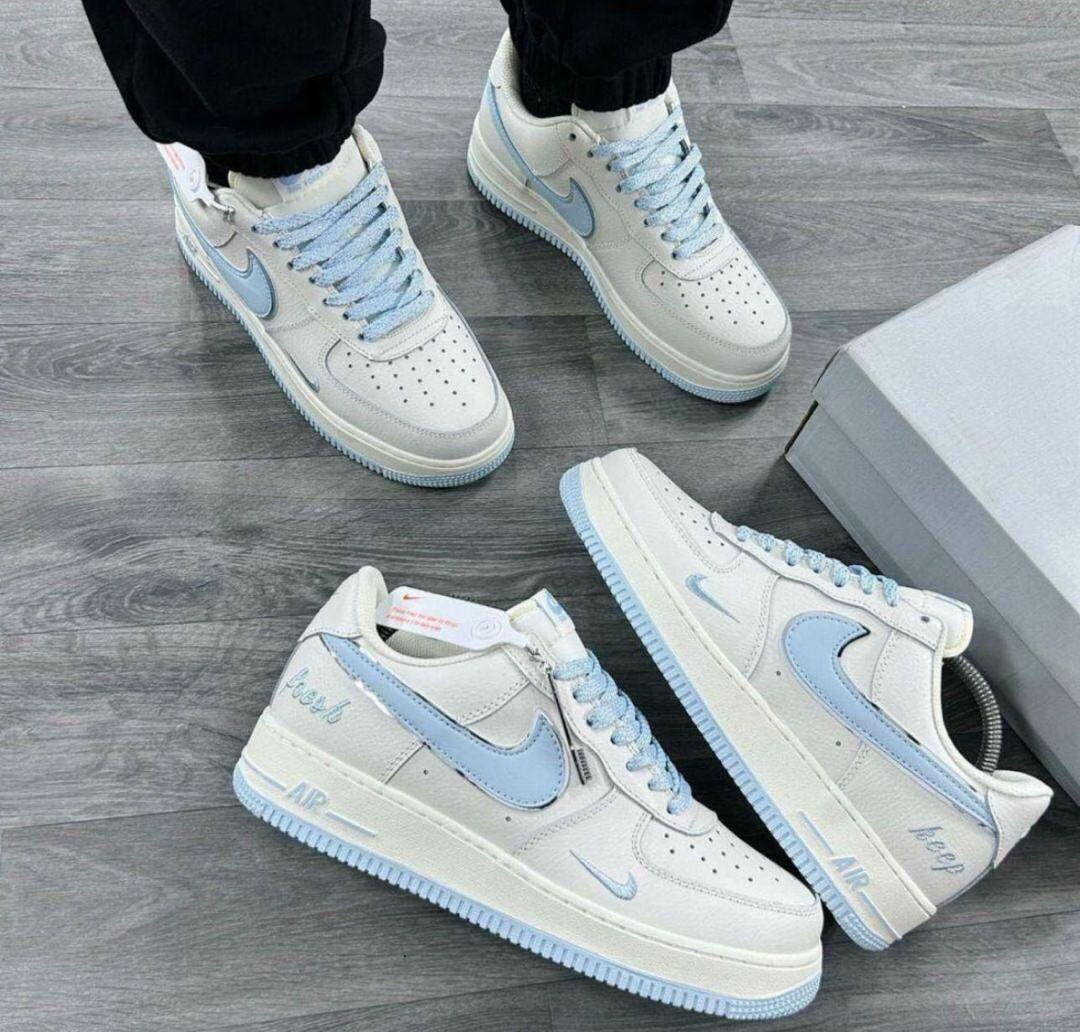 Unisex Sneakers