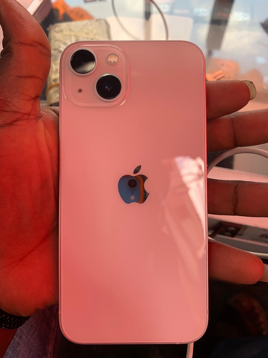 iPhone 13