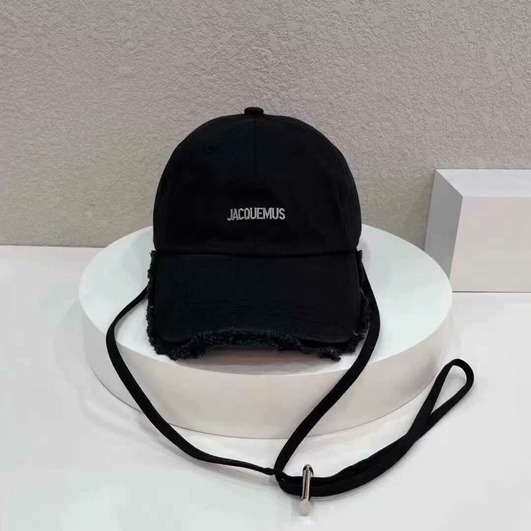 Caps