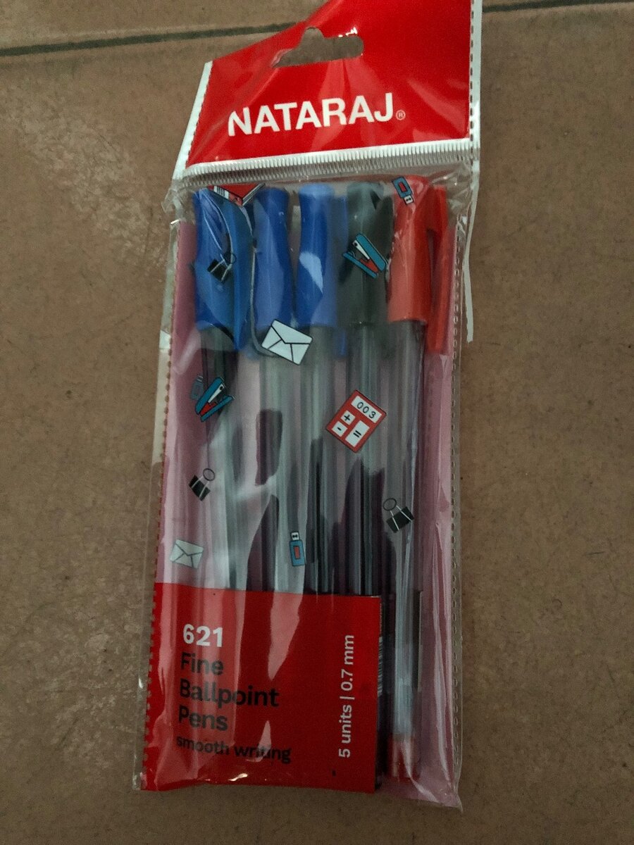 Stylos bille fins Nataraj
