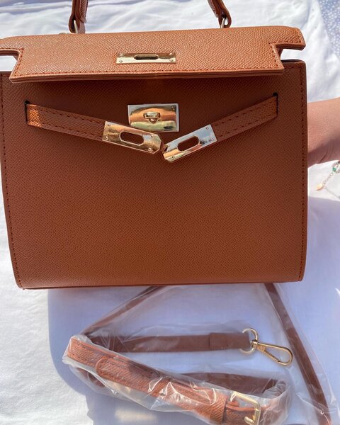Сумка под Hermes)